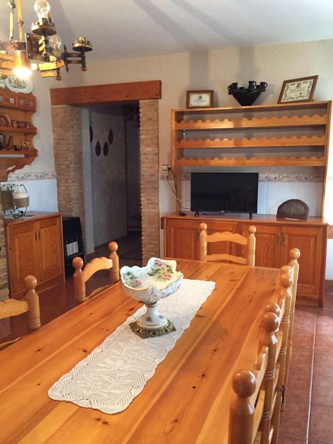Pension Santa Teresa Villanueva de la Jara Exteriör bild