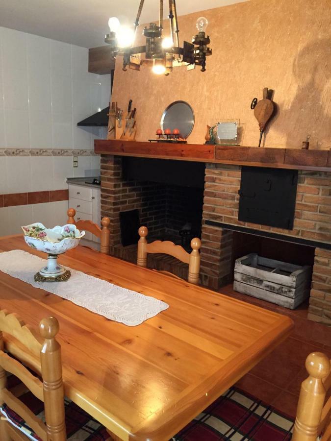 Pension Santa Teresa Villanueva de la Jara Exteriör bild